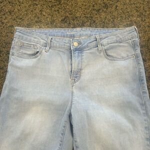 Old Navy Women's High Rise Light Blue Jeans, raw hem